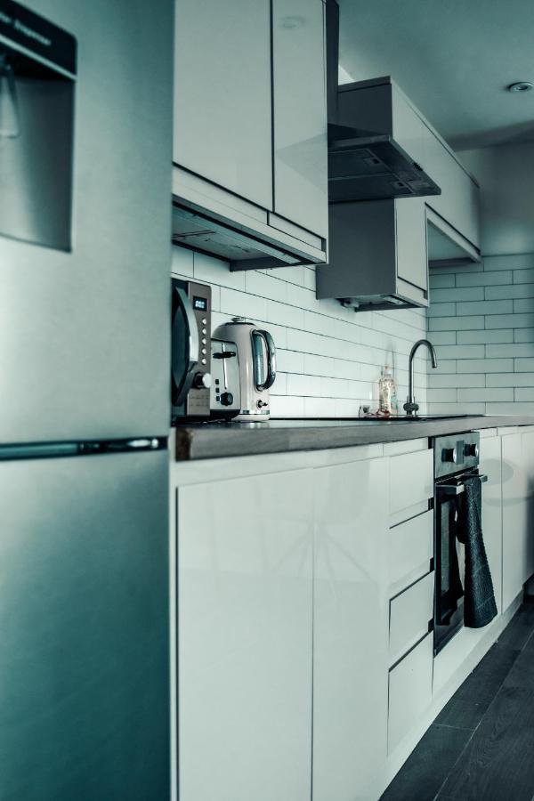 Dealhouse Apartments 10 허더즈필드 외부 사진