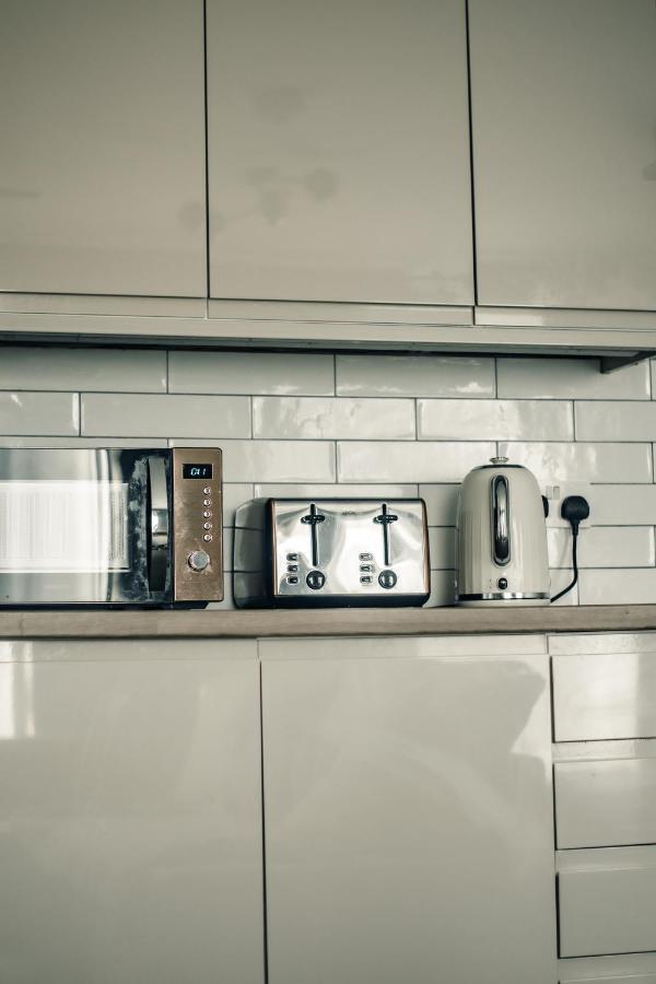 Dealhouse Apartments 10 허더즈필드 외부 사진